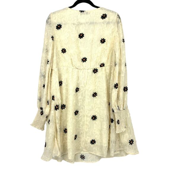Shein A-Line Long Sleeve Dress Womens Size Large Cream Floral Print Textured - Picture 2 of 6